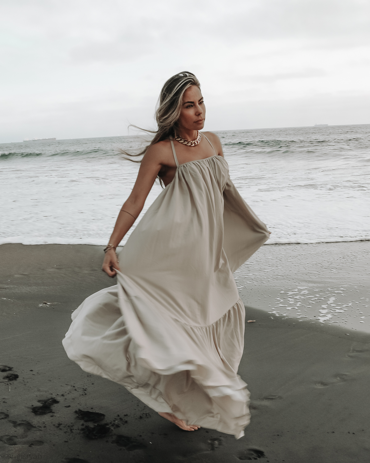 girl on beach in TRENDING SUMMER MAXI DRESS