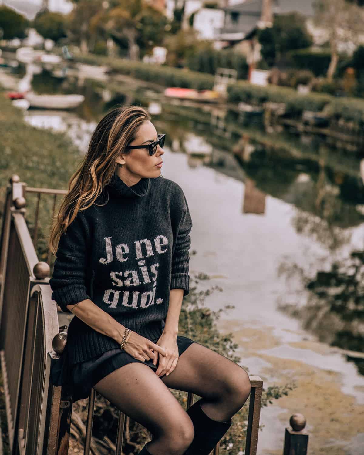 black French fashion sweater 